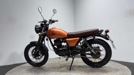 Mash Seventy 125CC 2022 6