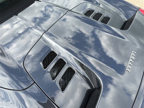 Ferrari 458 SPIDER DCT 40