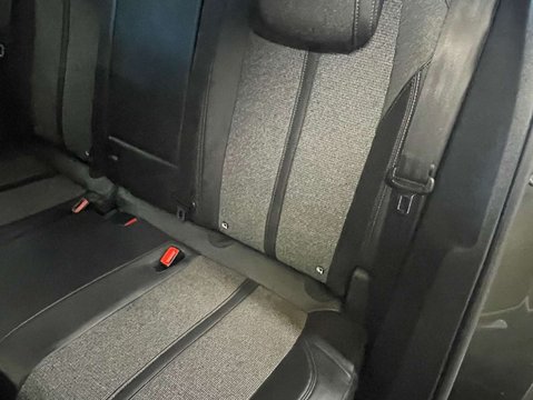 Peugeot 3008 1.6 3008 Allure THP S/S Auto 5dr 34