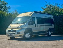 Auto-Sleepers Kingham 2 Berth|2 Belts|French Bed|Shower|Toilet|Wifi Capability|Vanlux 1