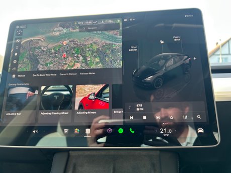 Tesla Model Y LONG RANGE AWD 24