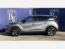 Renault Captur 1.6 E-TECH 9.8kWh E-Tech engineered SUV 5dr Petrol Plug-in Hybrid Auto Euro 7