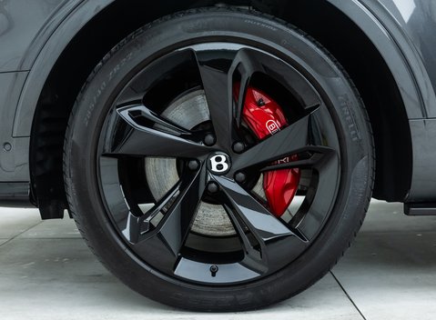 Bentley Bentayga Hybrid First Edition 31