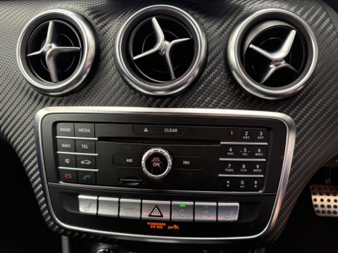 Mercedes-Benz A Class 2.1 A200d AMG Line (Premium) 7G-DCT Euro 6 (s/s) 5dr 44