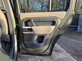 Land Rover Defender HSE MHEV 24