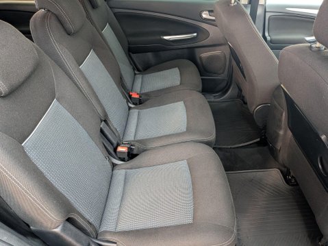 Ford Galaxy 1.6 TDCi Zetec Euro 5 (s/s) 5dr 12