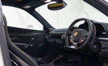 Ferrari 458 Speciale 9