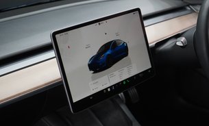 Tesla Model 3 PERFORMANCE AWD Deep Blue Metallic Ryzen GROK AI Adaptive LEDs 19