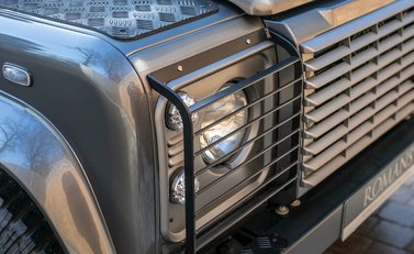 Land Rover Defender 90 TD XS Station Wagon 27