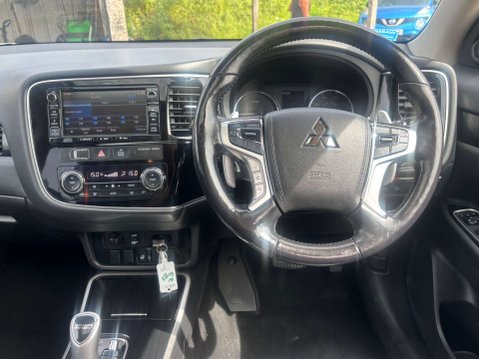 Mitsubishi Outlander 2.0h 12kWh GX4h SUV 5dr Petrol Plug-in Hybrid CVT 4WD Euro 6 (s/s) (200 ps) 69