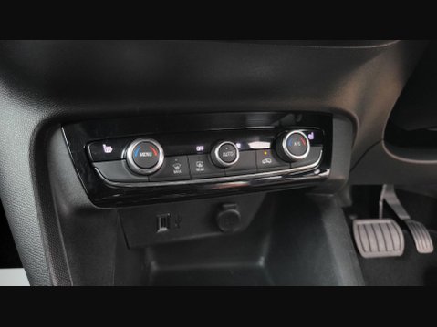 Vauxhall Corsa ELITE NAV PREMIUM 21