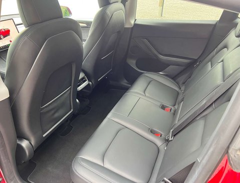 Tesla Model Y ModeL Y Long Range AWD 4WD 5dr 45