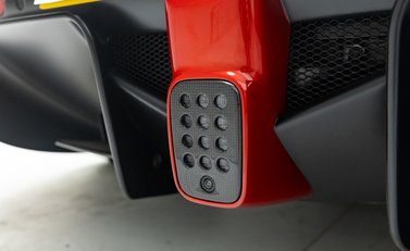 Ferrari LaFerrari 52