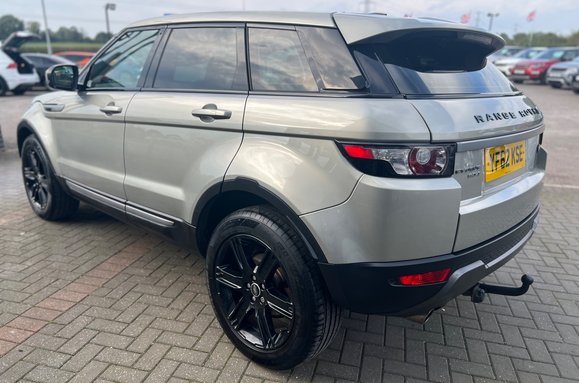 Land Rover Range Rover Evoque 2.2 SD4 PURE TECH 9