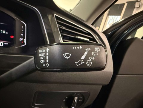 Volkswagen Tiguan 2.0 Tiguan Elegance TDI DSG Auto 5dr 24