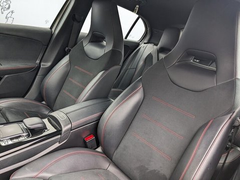 Mercedes-Benz A Class A 250 AMG LINE PREMIUM 15