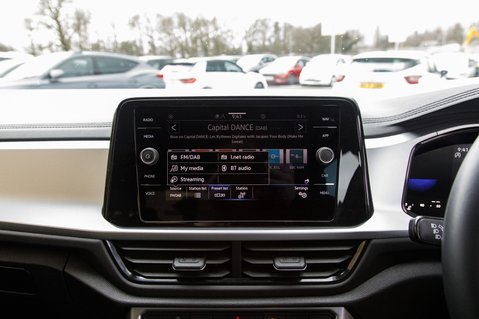 Volkswagen T-Roc LIFE TSI 26