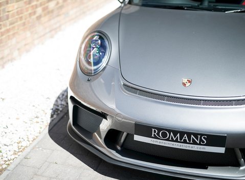 Porsche 911 GT3 (991.2) 19