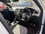 Volkswagen Tiguan 2.0 Tiguan R-Line TDI BlueMotion Technology Semi-Auto 5dr 15