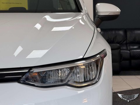 Volkswagen Golf 1.5 TSI Life Euro 6 (s/s) 5dr 6