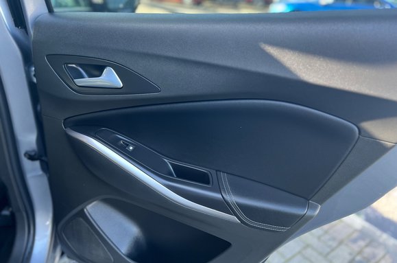 Vauxhall Grandland 1.5 Turbo D Ultimate Auto 22