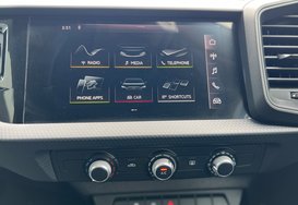 Audi A1 SPORTBACK 1.0 TFSI TECHNIK 41