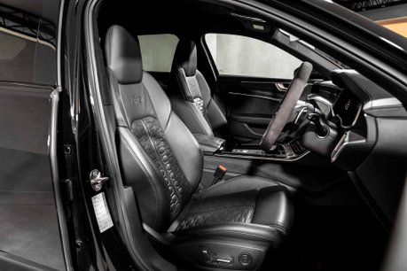Audi RS6 Avant QUATTRO CARBON BLACK. VAT Q. WARRANTY. HEATED & COOLED SEATS. B & O. 24