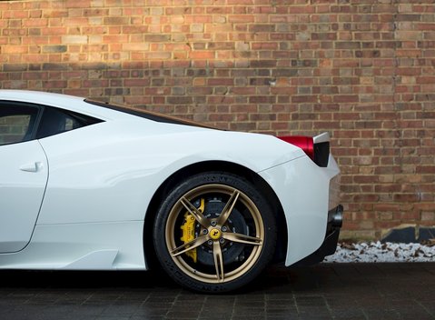 Ferrari 458 Speciale 21