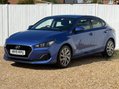 Hyundai i30 T-GDI FASTBACK SE NAV 1