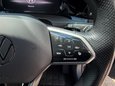 Volkswagen Golf R-LINE ETSI DSG 38