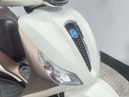 Piaggio Medley 2022 27K CLEAN 125CC LEARNER SCOOTER NEW MOT SERVICED 38