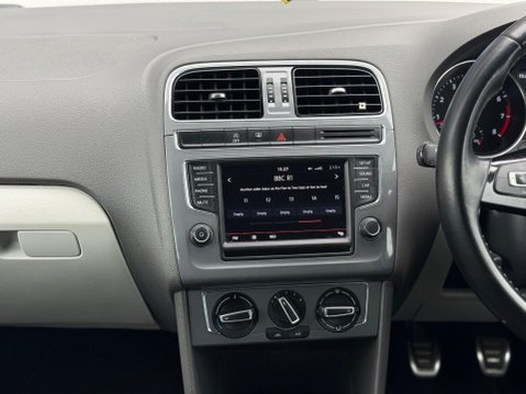 Volkswagen Polo 1.2 TSI BlueMotion Tech SE Design Euro 6 (s/s) 5dr 61