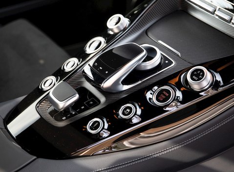 Mercedes-Benz AMG GT R GT R 18