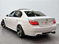 BMW M5 5.0 V10 Saloon 4dr Petrol SMG Euro 4 (507 ps) 19