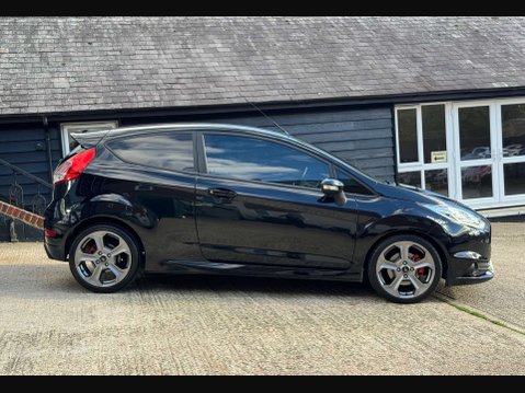 Ford Fiesta 1.6T EcoBoost ST-2 Hatchback 3dr Petrol Manual Euro 6 (182 ps) 16