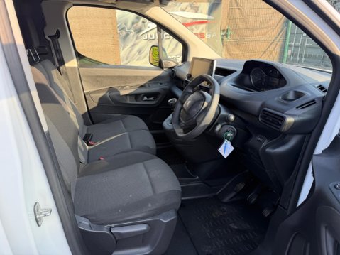 Peugeot Partner 1.5 BlueHDi 950 Professional Premium + Long Panel Van LWB Euro 6 (s/s) 6dr 9