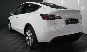 Tesla Model Y LONG RANGE AWD Battery SOH 90% Good Tyres One Owner VAT Qualifying 3