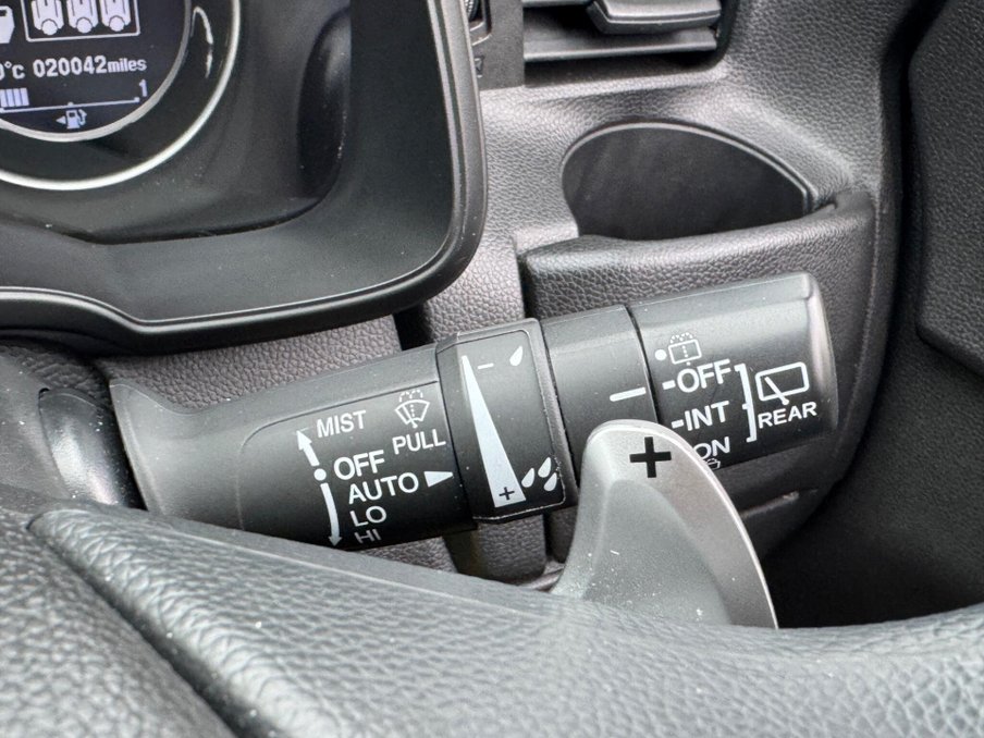 2017 Honda Jazz — image 27