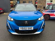 Peugeot 2008 GT PREMIUM 4