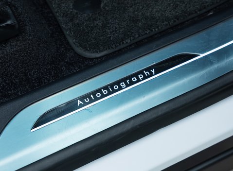 Land Rover Range Rover D350 AUTOBIOGRAPHY LWB 27