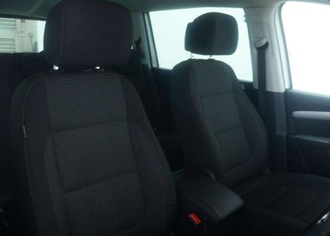 Volkswagen Sharan 1.4 Sharan SE Nav TSi Semi-Auto 5dr 43