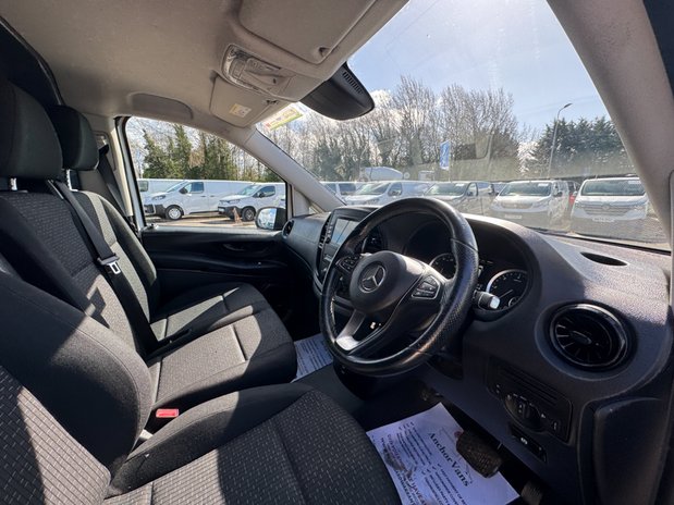 Mercedes-Benz Vito AUTO LWB L2H1 Low Roof Progressive 114 Rev Cam Nav EURO 6 15