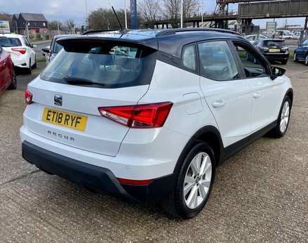 SEAT Arona 1.6 Arona SE Technology Luxury TDI 5dr 9