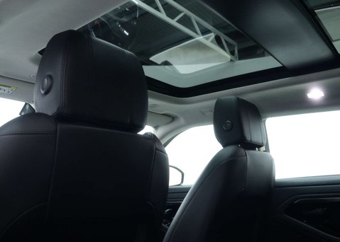 Land Rover Range Rover Evoque 1.5 Range Rover Evoque S P300e Auto 4WD 5dr 49