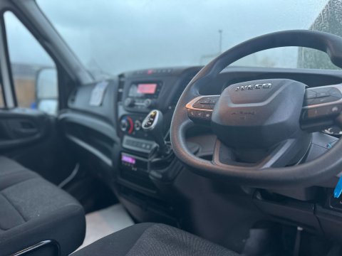 Iveco Daily 70C18HB 15