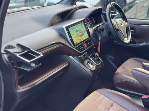 Toyota Esquire Hybrid 1.8 Hybrid Gi Edition 7 Seater 44