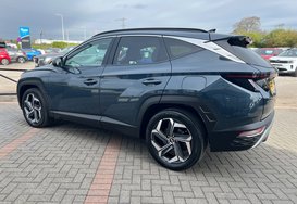 Hyundai TUCSON 1.6h T-GDI ULTIMATE AUTO PETROL HYBRID 13