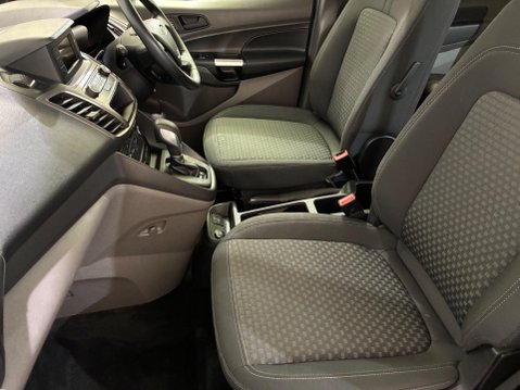 Ford Grand Tourneo Connect 1.5 EcoBlue Zetec Auto Euro 6 (s/s) 5dr 38