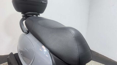 SYM Fiddle 2025 ONLY 2K 1 OWNER 125CC LEARNER SCOOTER WITH TOP BOX 24