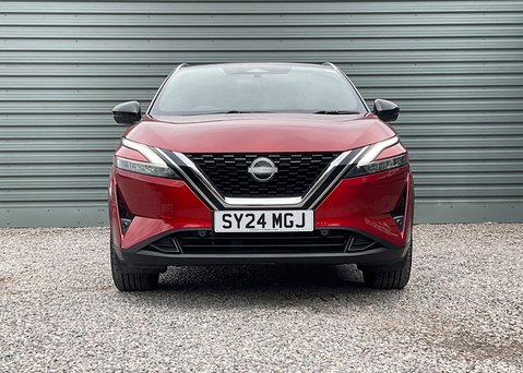 Nissan Qashqai DIG-T TEKNA MHEV 6